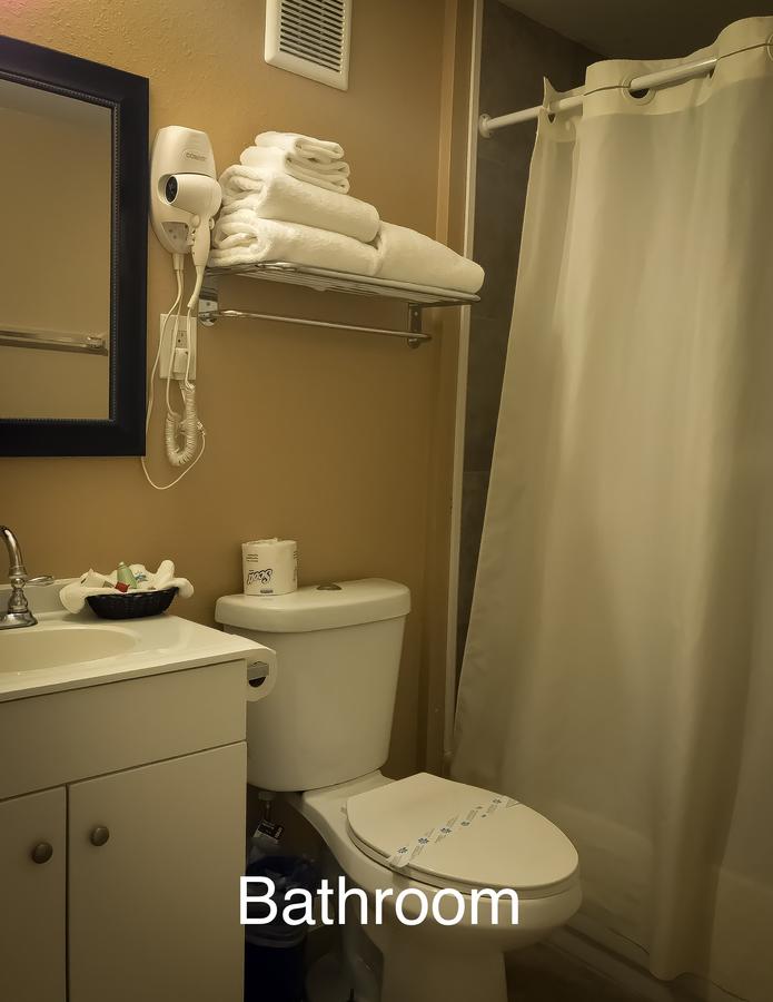 Town Motel - thumb 20