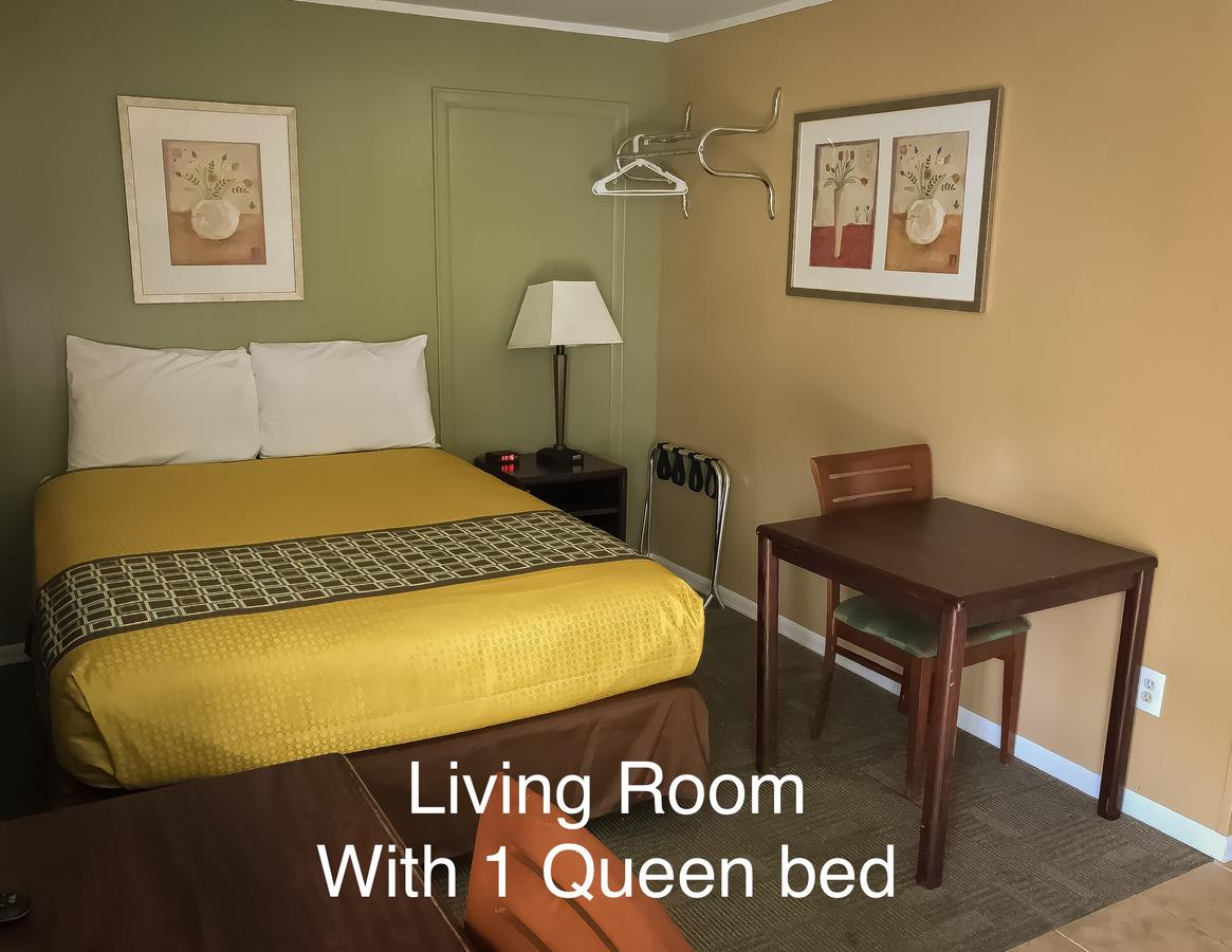 Town Motel - thumb 15