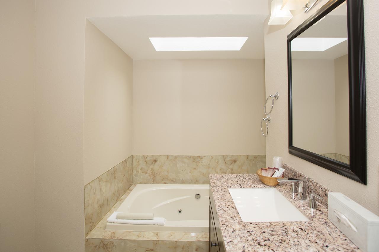 Forks Motel - thumb 6