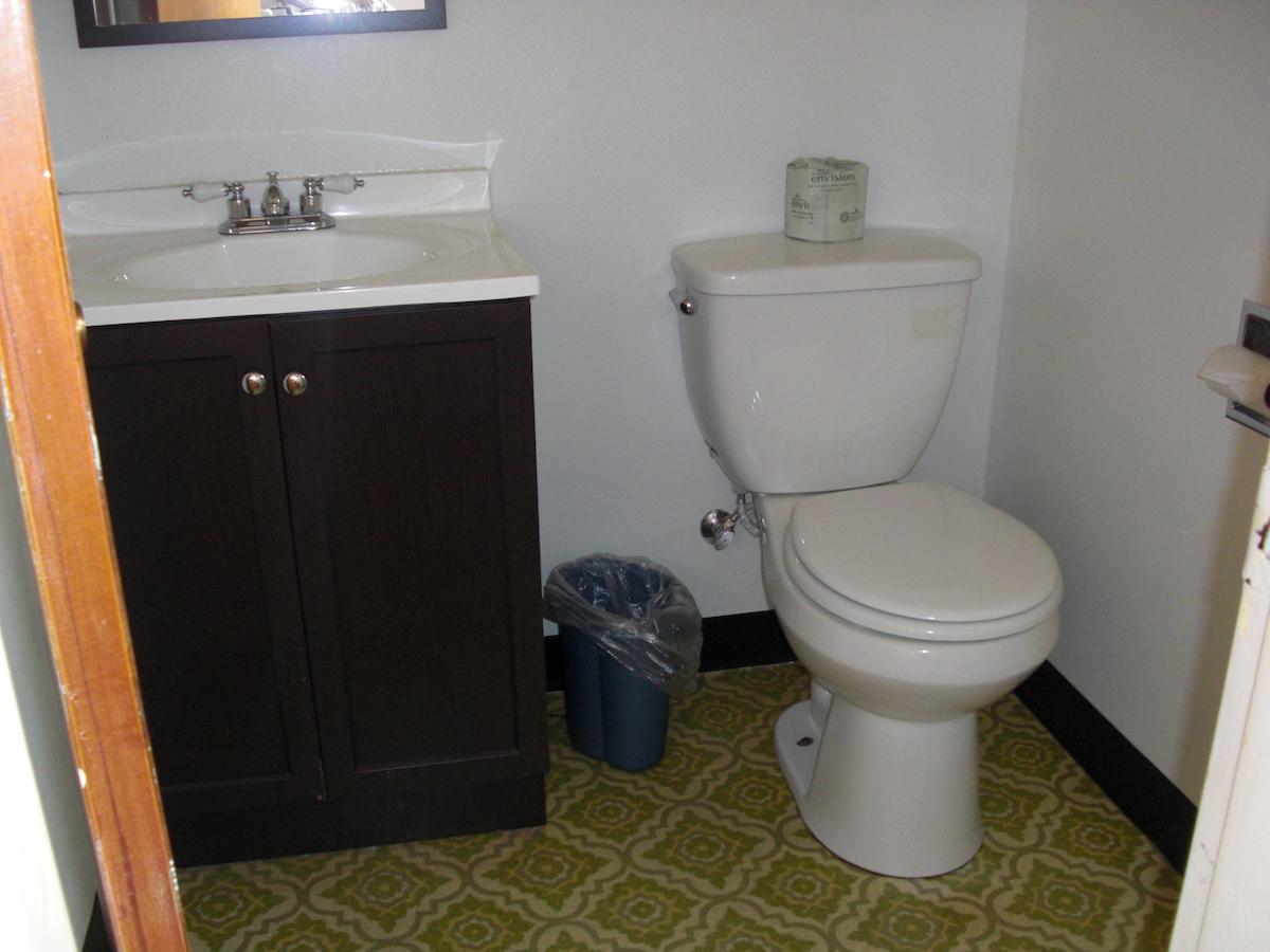 Ocean Avenue Inn - thumb 20