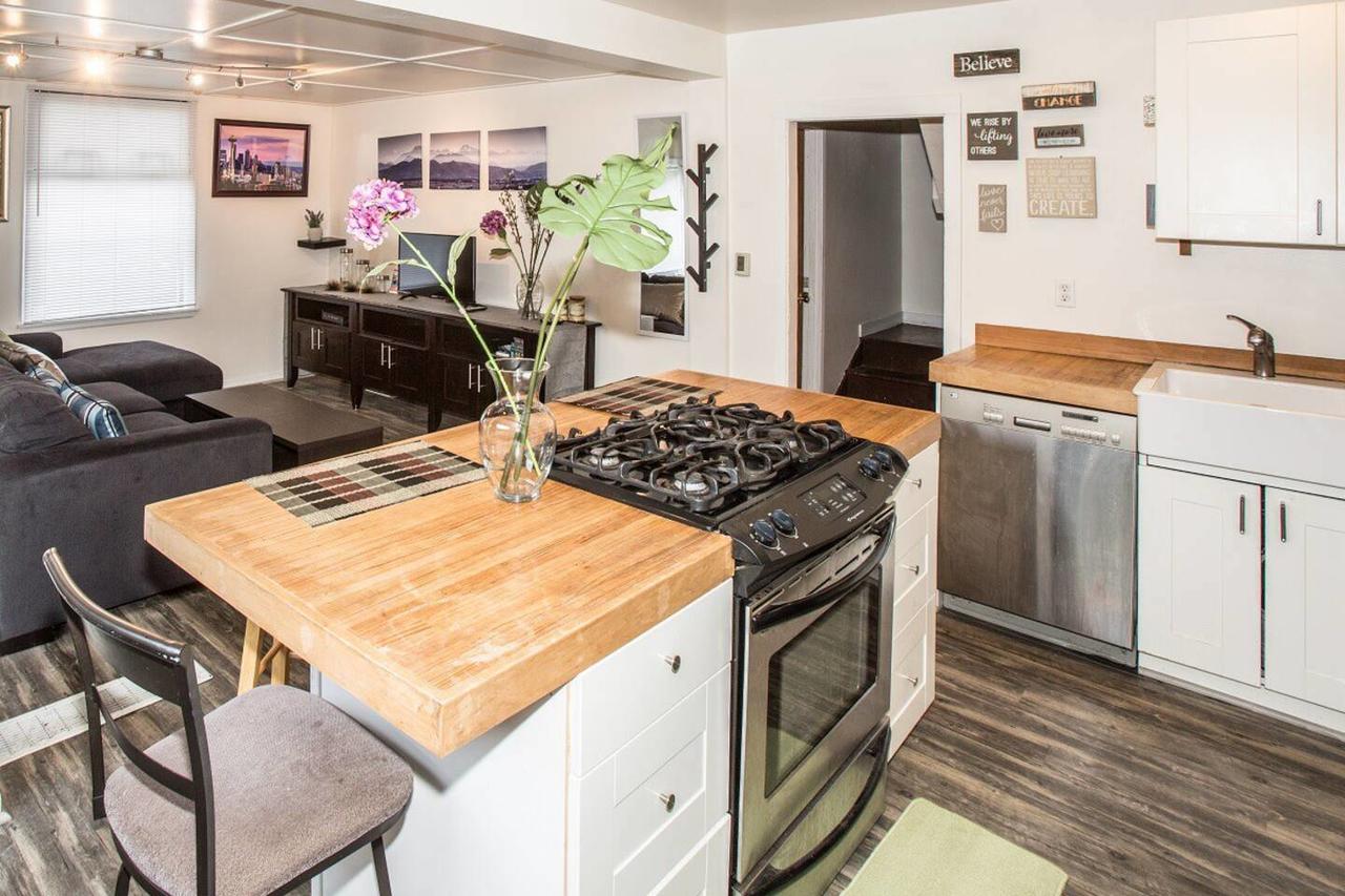 A- Greenlake Private Room - thumb 7