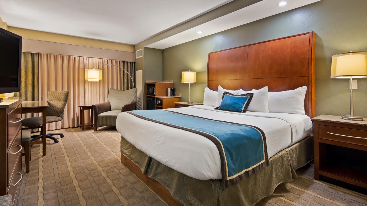 Best Western Premier Waterfront Hotel & Convention Center - thumb 12