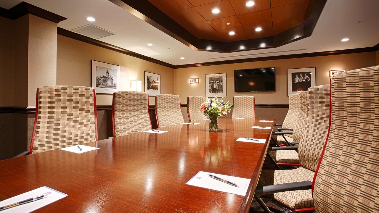 Best Western Premier Waterfront Hotel & Convention Center - thumb 41