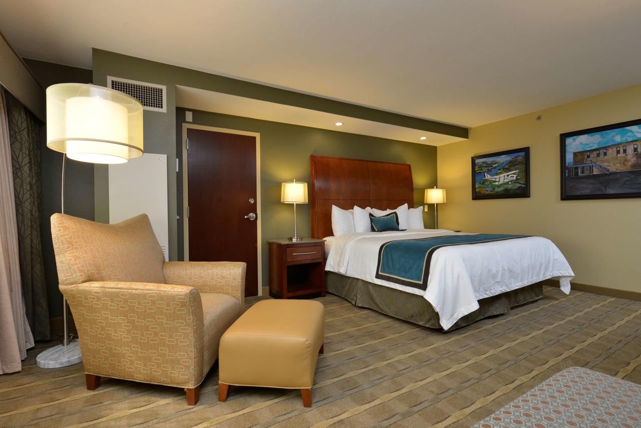 Best Western Premier Waterfront Hotel & Convention Center - thumb 30