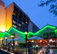 Radisson Hotel Milwaukee West - Accommodation Ohio