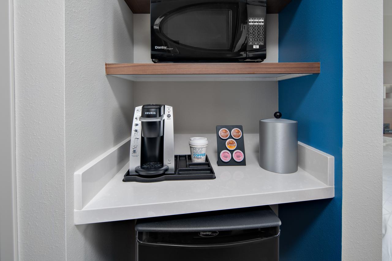 Holiday Inn Express & Suites - Elkhorn - Lake Geneva Area - thumb 17