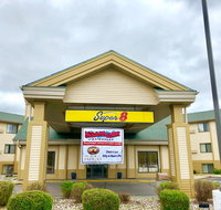Super 8 by Wyndham Wisconsin Dells - Accommodation Ohio