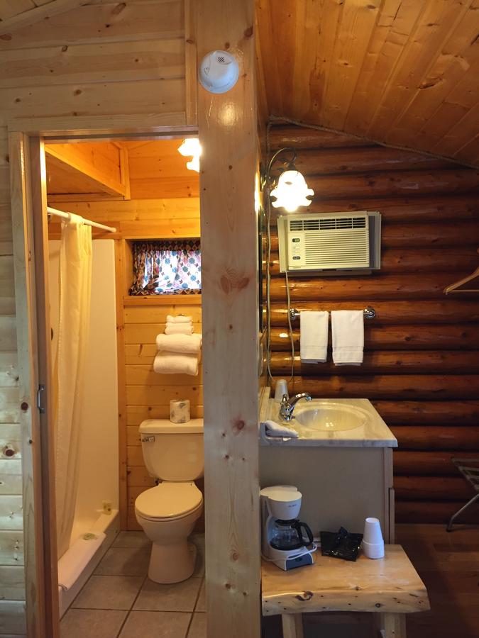 Z Bar Motel - thumb 27