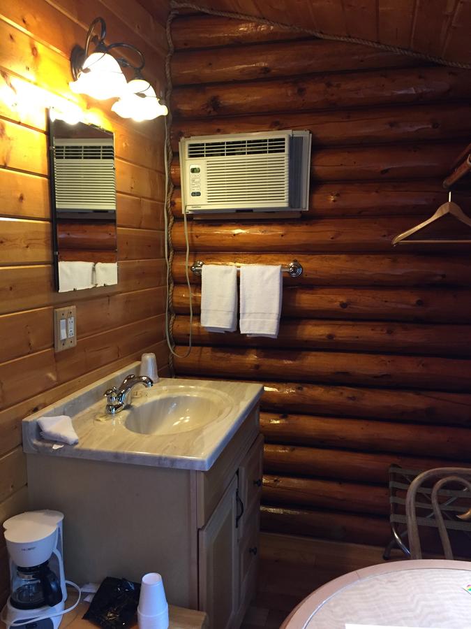 Z Bar Motel - thumb 28