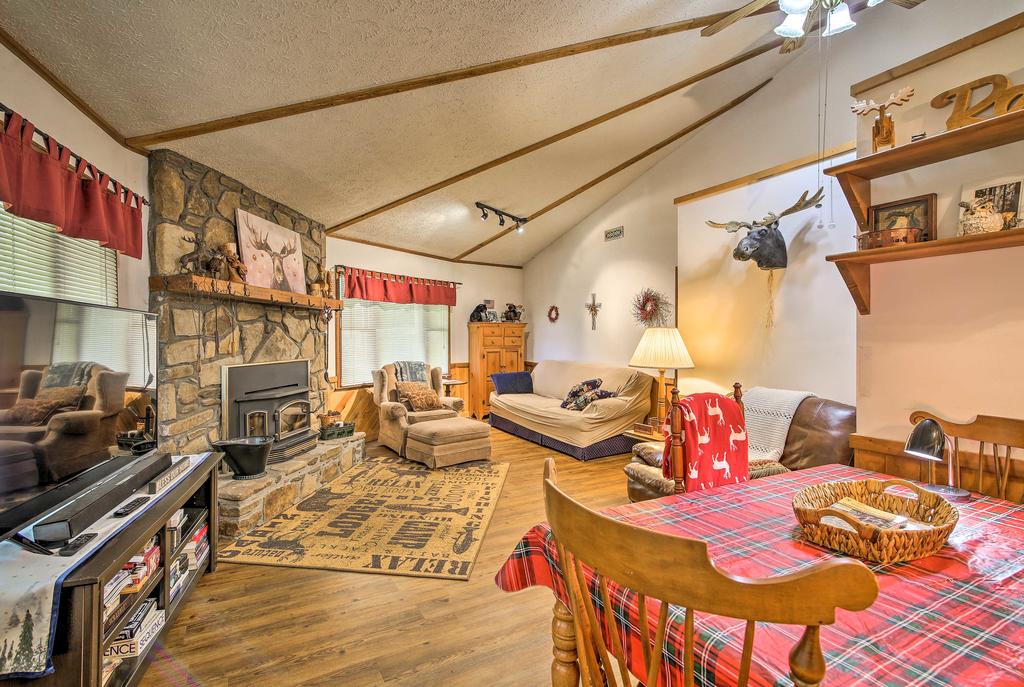 'Cabin On The Rock' Sky Valley Resort Home By Golf - thumb 2