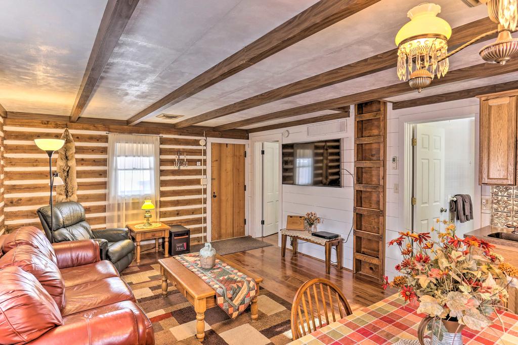 'Maltese Ranch Cabin' Near Medora Attractions - thumb 2