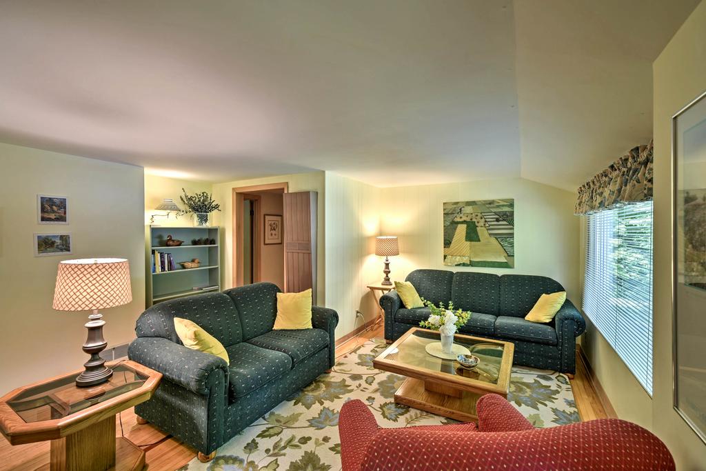 'The Carriage House' Walk To Peninsula St Park - thumb 3