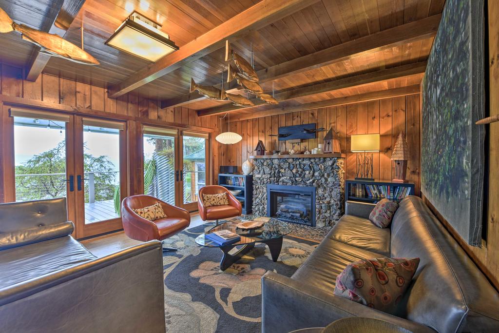 'The Nest' Gorgeous Waterfront La Conner Getaway! - thumb 3