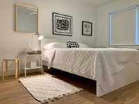 Sparkling Clean I need Vitamin Sea 1/1 Apt Accommodation Ohio
