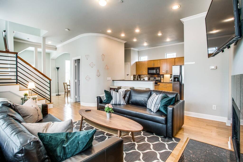 2 Unit Grand Oak Lawn House Perfect For Groups - thumb 0