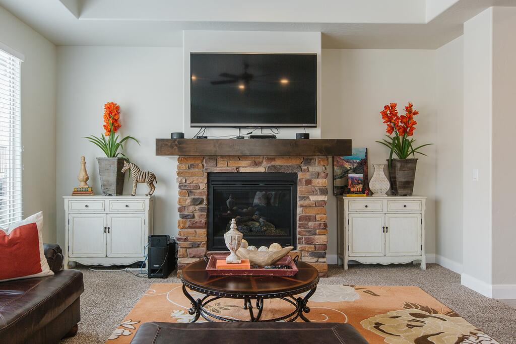 2062 Coral Ridge Coral Oasis At Coral Ridge Extra Parking, Ping Pong, Clubhouse Amenities - thumb 1