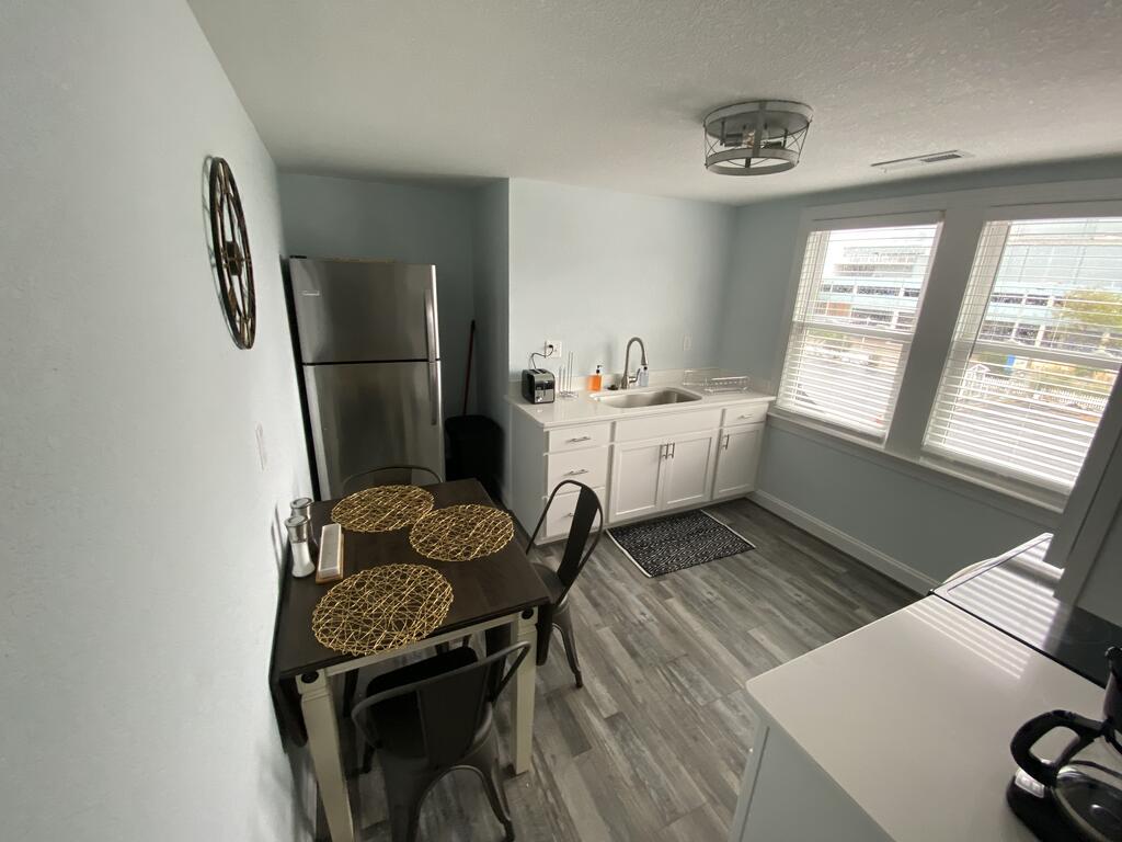 207 On Atlantic - Suite 4 - thumb 3