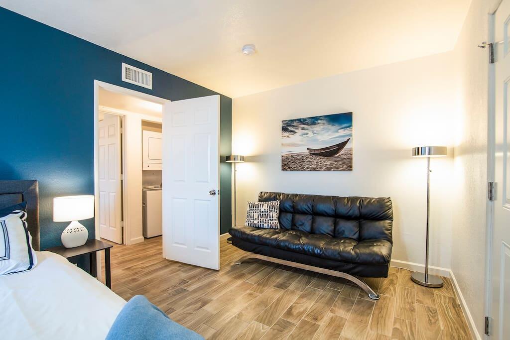 44B CASA GRANDE Modern 1bd 1ba Condo Heated Pool - thumb 2