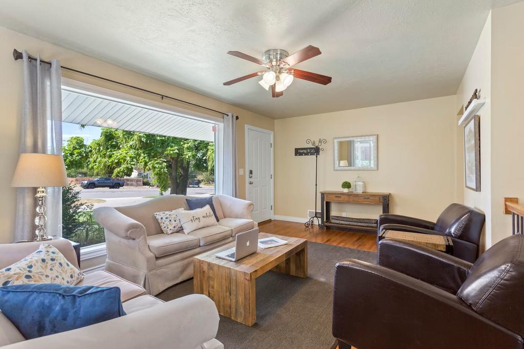 5 Bedroom Perfect Location To See The City And Ski Resorts - thumb 0