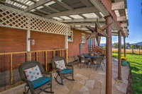 5-Acre Farmhouse with Mtn Views and Basketball Hoop Accommodation Ohio