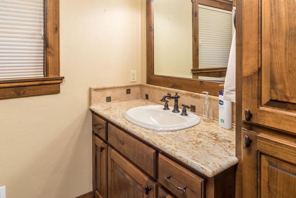 56457 Sunstone Loop - thumb 1