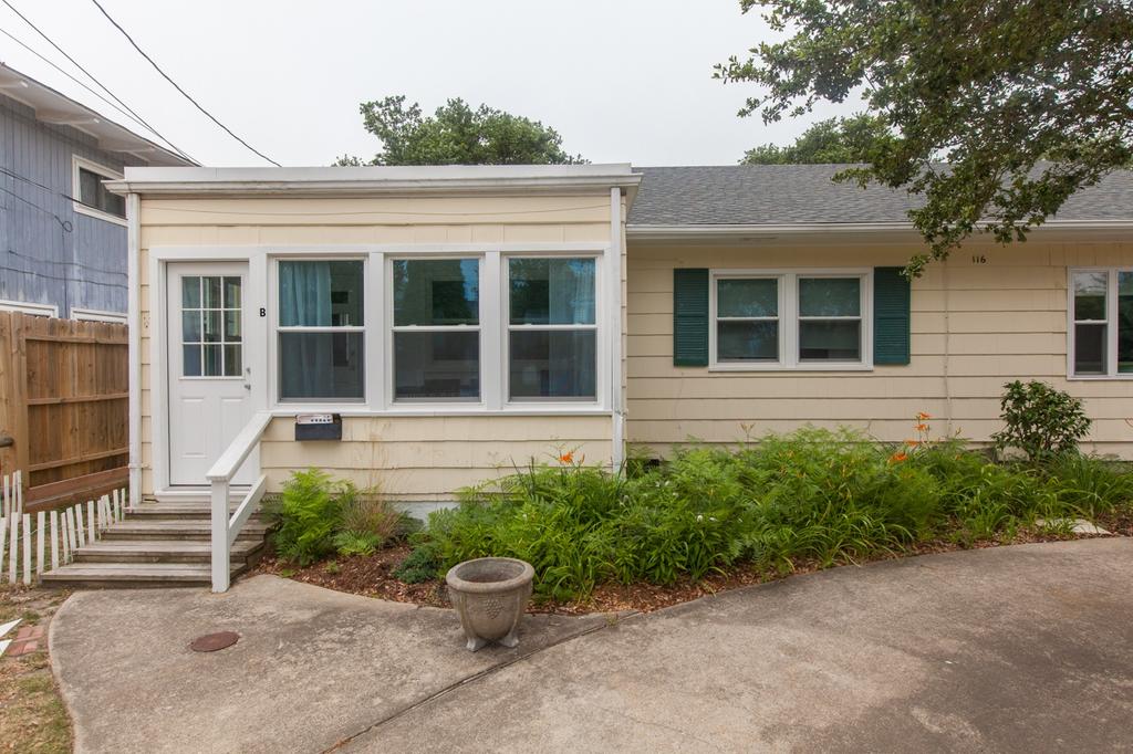 81st Summer Home B - thumb 0