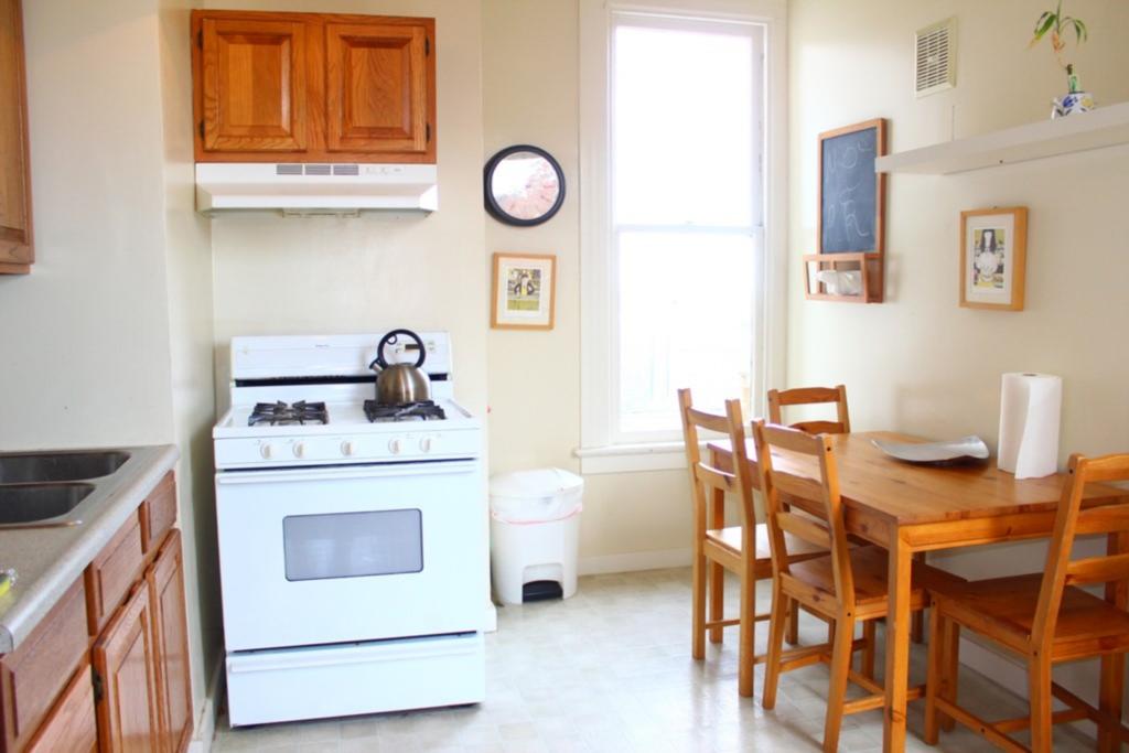 9 Central Ave One-Bedroom Unit A - thumb 1