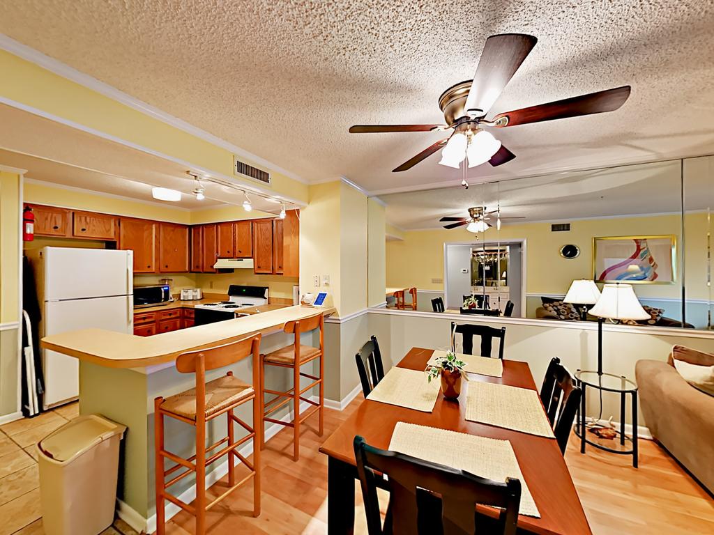 9580 Shore Drive Condo Unit 107 - thumb 1