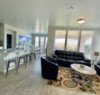 980 Casitas Foosball table, Hulu Live, Large Backyard, and Community Pool and Hot Tub - Accommodation Ohio