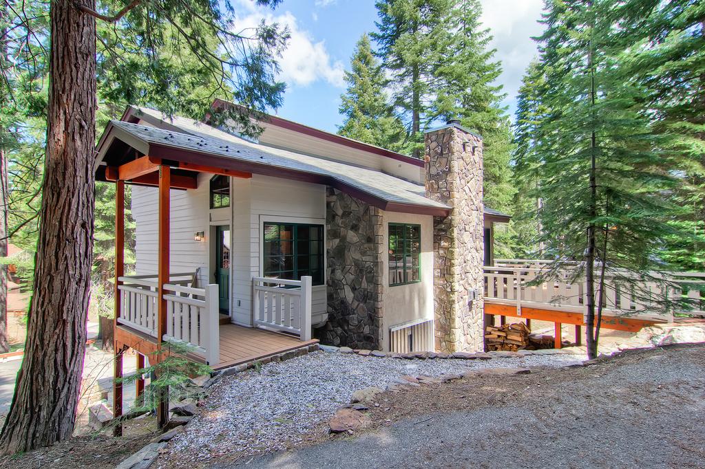Ahwahnichi Lodge - 3BR/2.5BA - thumb 2