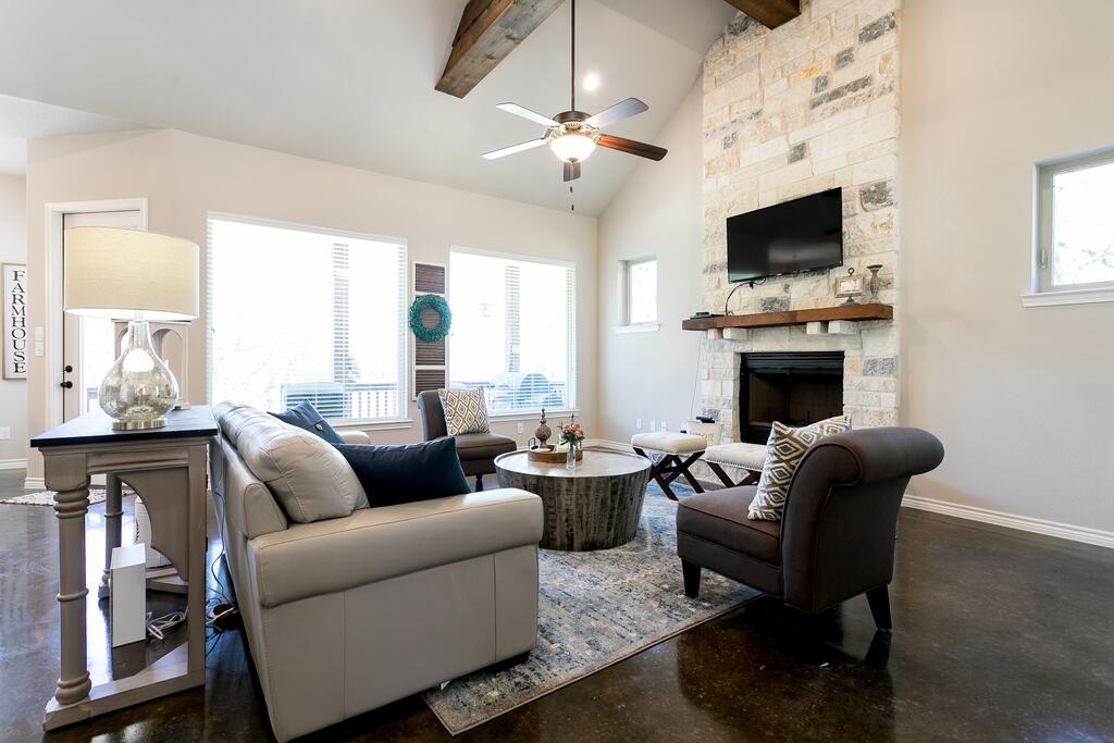 Alder Farmhouse - Fire Pit - Pavilion - Ample Wildlife - thumb 3