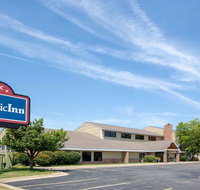 AmericInn by Wyndham Coralville - Accommodation Ohio