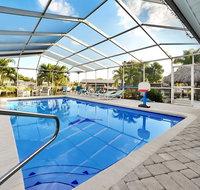 Apollo Beach Home w/ Pool, Room To Entertain, Pet Friendly! home - Accommodation Ohio