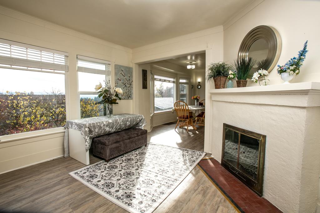 Arboretum View 2 BR House - thumb 0