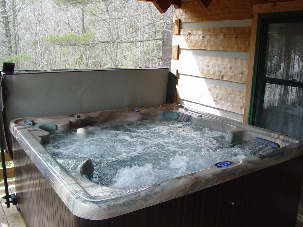 Bear Creek - Secluded Log Cabin Overlooking Creek - Near Boone, NC - thumb 2