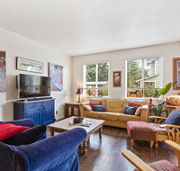 Beautifully Updated Sandpoint Townhome - Accommodation Ohio