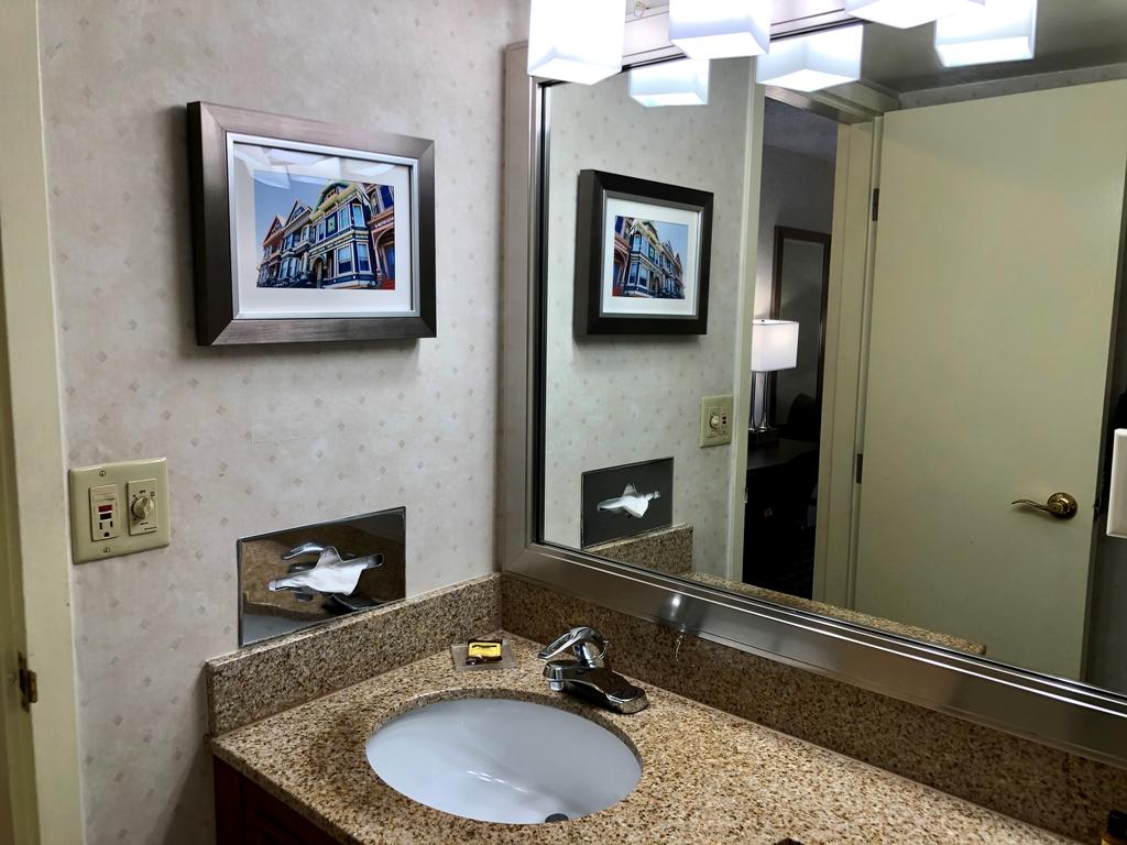 Best Western Plus Grosvenor Airport Hotel - thumb 2