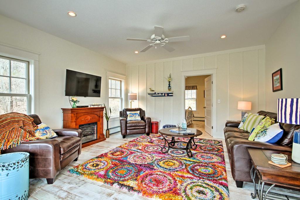 Boothbay Harbor Beach House By Park & Restaurants! - thumb 0