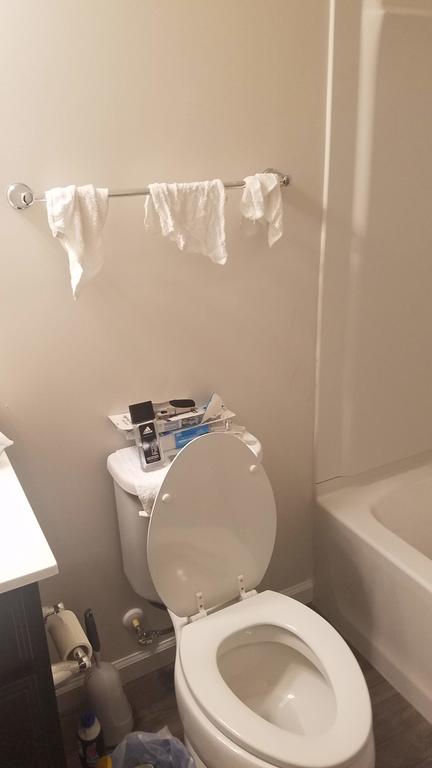 Brand New House, New Carpets, Quiet - thumb 3