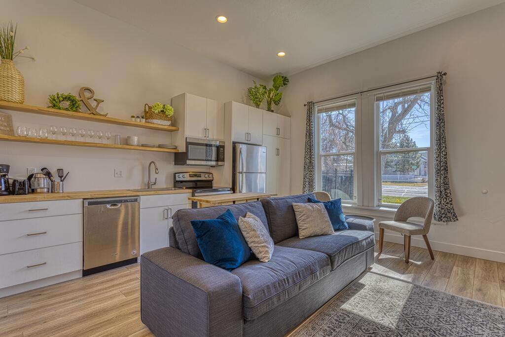 Brand New Two Bedroom Apartment - Temple Square, Vivint Arena, City Creek, Salt Palace, Gateway - thumb 0