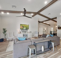 Brand-New Desert Retreat w/ Private Backyard Oasis home - Accommodation Ohio