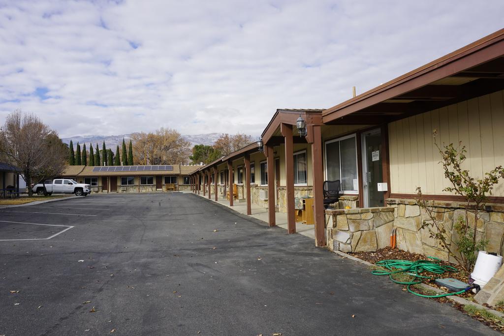 Bristlecone Motel - thumb 0