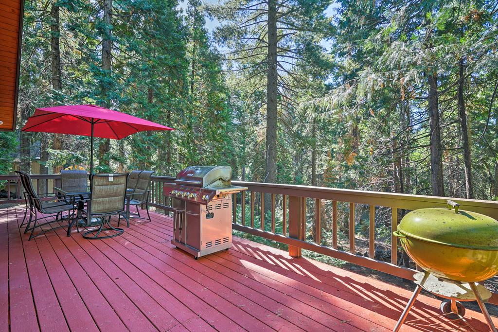Cabin With Wraparound Deck In Big Trees Village! - thumb 1