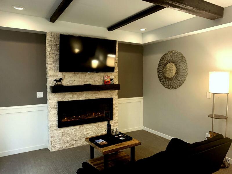 Cedar Stables Inn & Suites - thumb 2