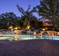 Chalets Resort LAKEFRONT Cottage Free Amenities Amazing views Kayaks 2 Pools - Accommodation Ohio