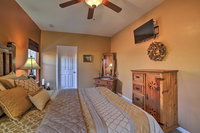 Charming Fruita Home - Walk to Downtown Accommodation Ohio