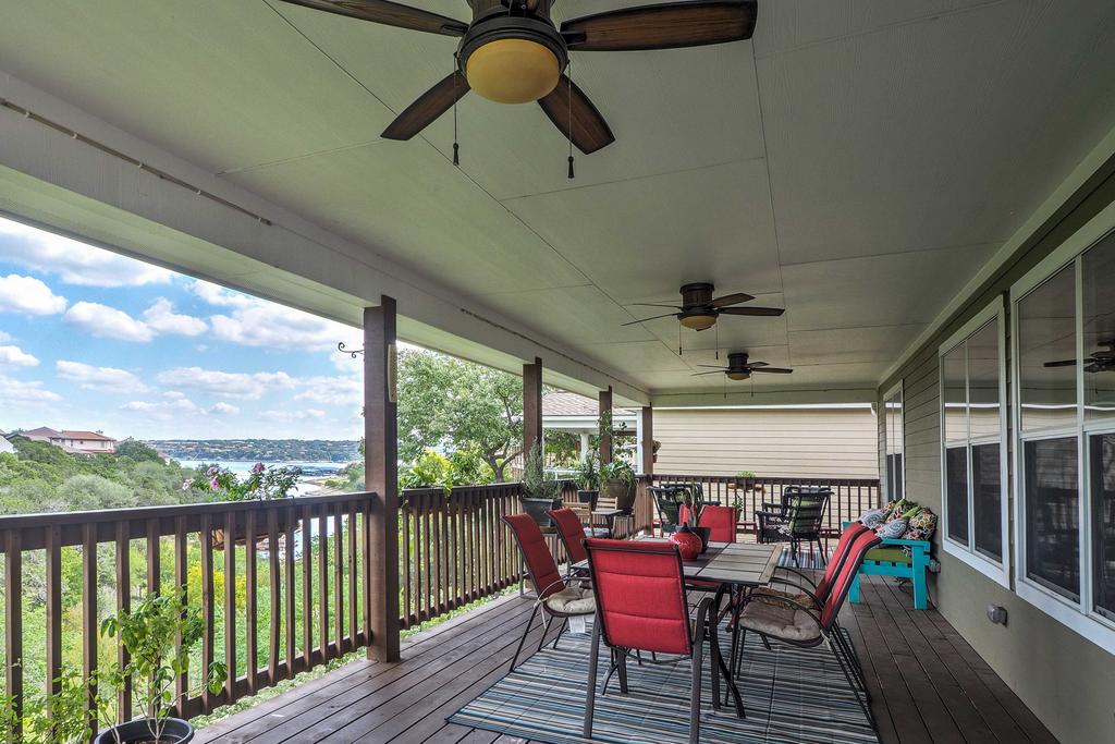 Charming Home With Views Of Lake Travis Near Marina! - thumb 1