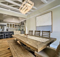 Charming Renovated Avalon Townhome, Walk to Beach! - Accommodation Ohio