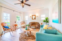 Charming Spanish Mid-Century Gem Near LAX/Beaches Accommodation Ohio