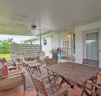 Chic Ormond Beach Cottage with Patio - Walk to Ocean - Accommodation Ohio